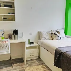 Trendy Studios, East Greenwich Pleasaunce - Sk London
